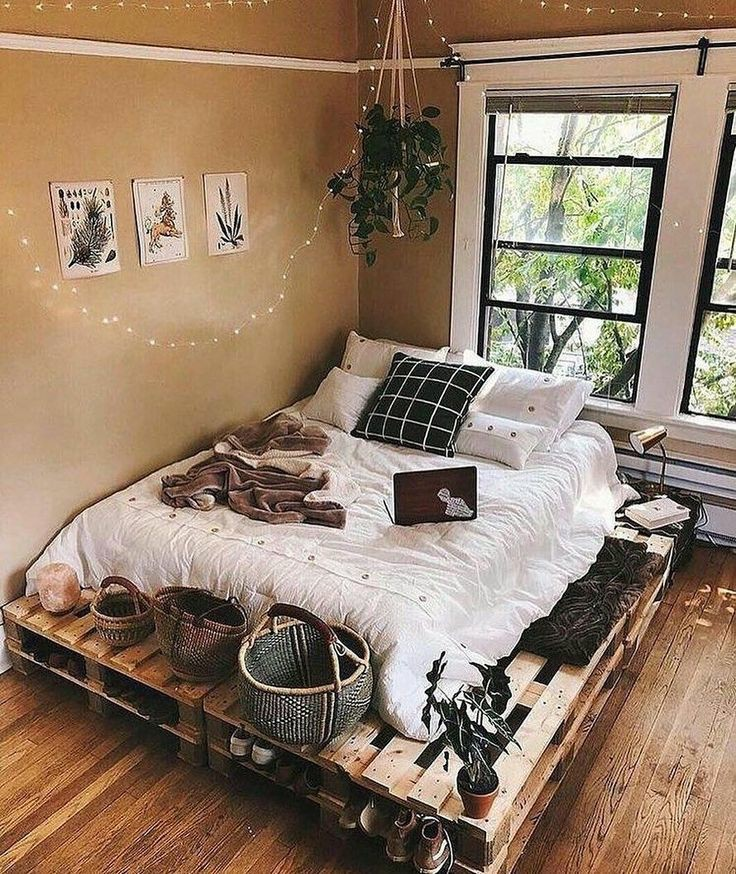Ý tưởng thiết kế giường ngủ bằng Pallet độc đáo | Decor Xinh